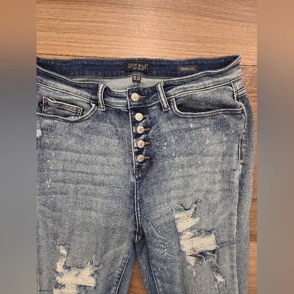 Judy Blue Los Angeles Button Fly Skinny Fit Distressed Jeans Size 32 - Picture 3 of 7